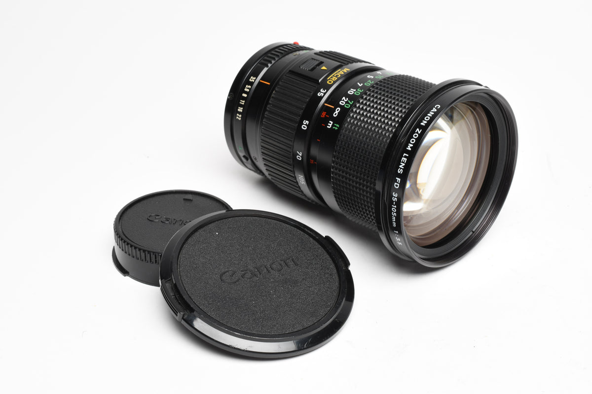 Canon FD 35-105mm f3.5 Macro zoom lens, caps, great, smooth FD Mount