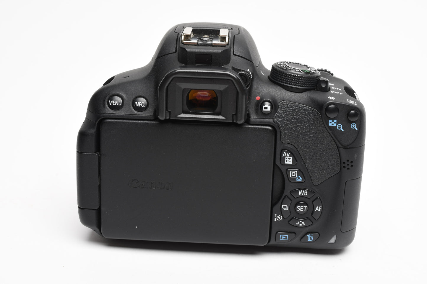 Canon EOS Rebel T5i DSLR w/18-55mm f3.5-5.6 IS STN zoom, 33K Acts