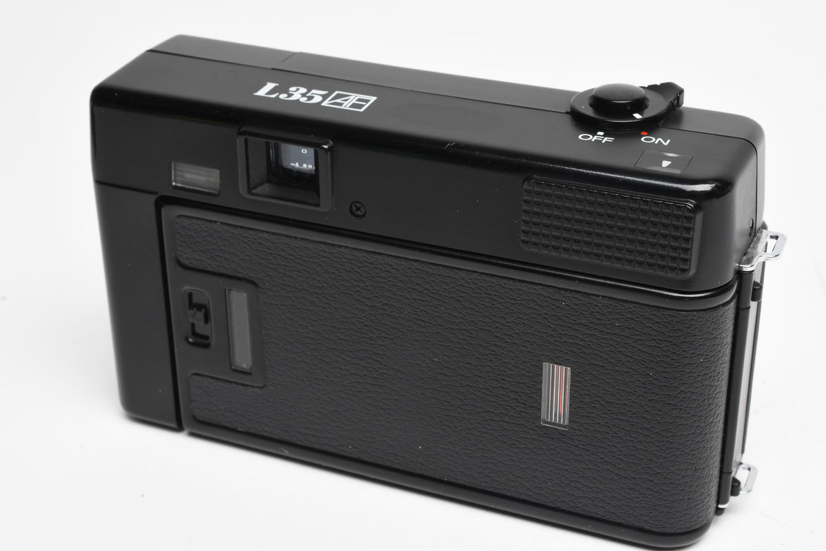 Nikon L35AF 35mm Point&Shoot camera w/35mm f2.8 lens, cap+strap, Great!