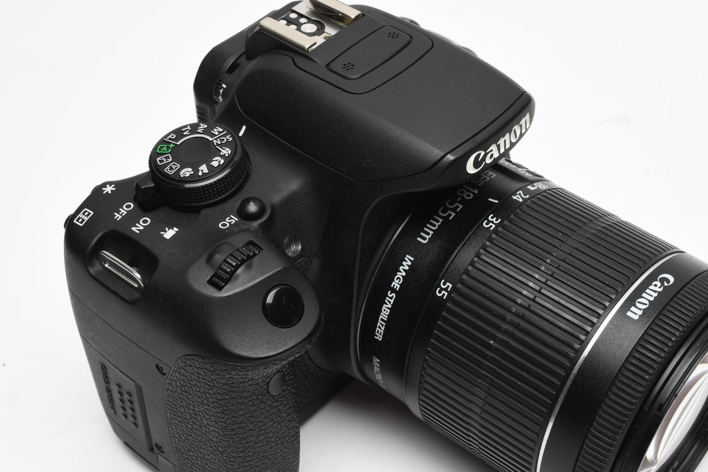Canon EOS Rebel T5i DSLR w/18-55mm f3.5-5.6 IS STN zoom, 33K Acts