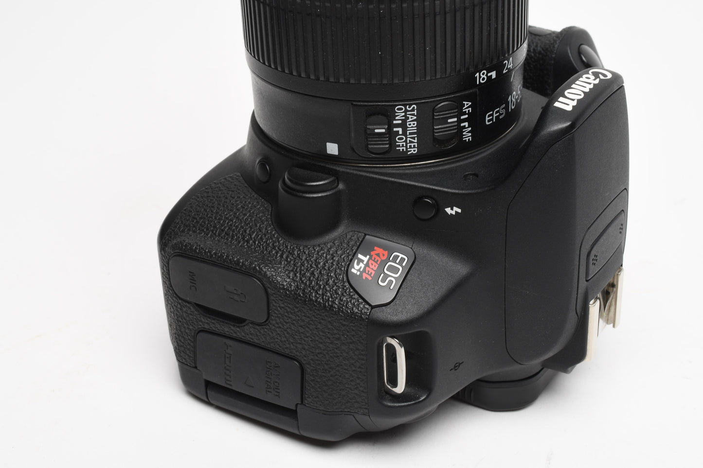 Canon EOS Rebel T5i DSLR w/18-55mm f3.5-5.6 IS STN zoom, 33K Acts