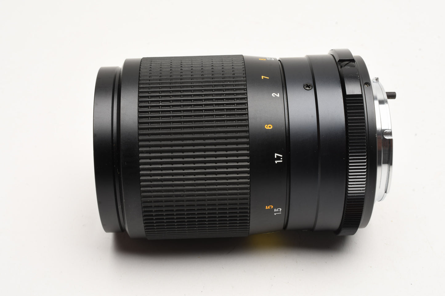 Minolta MC Celtic 135mm f3.5 Portrait lens, Nice & Clean