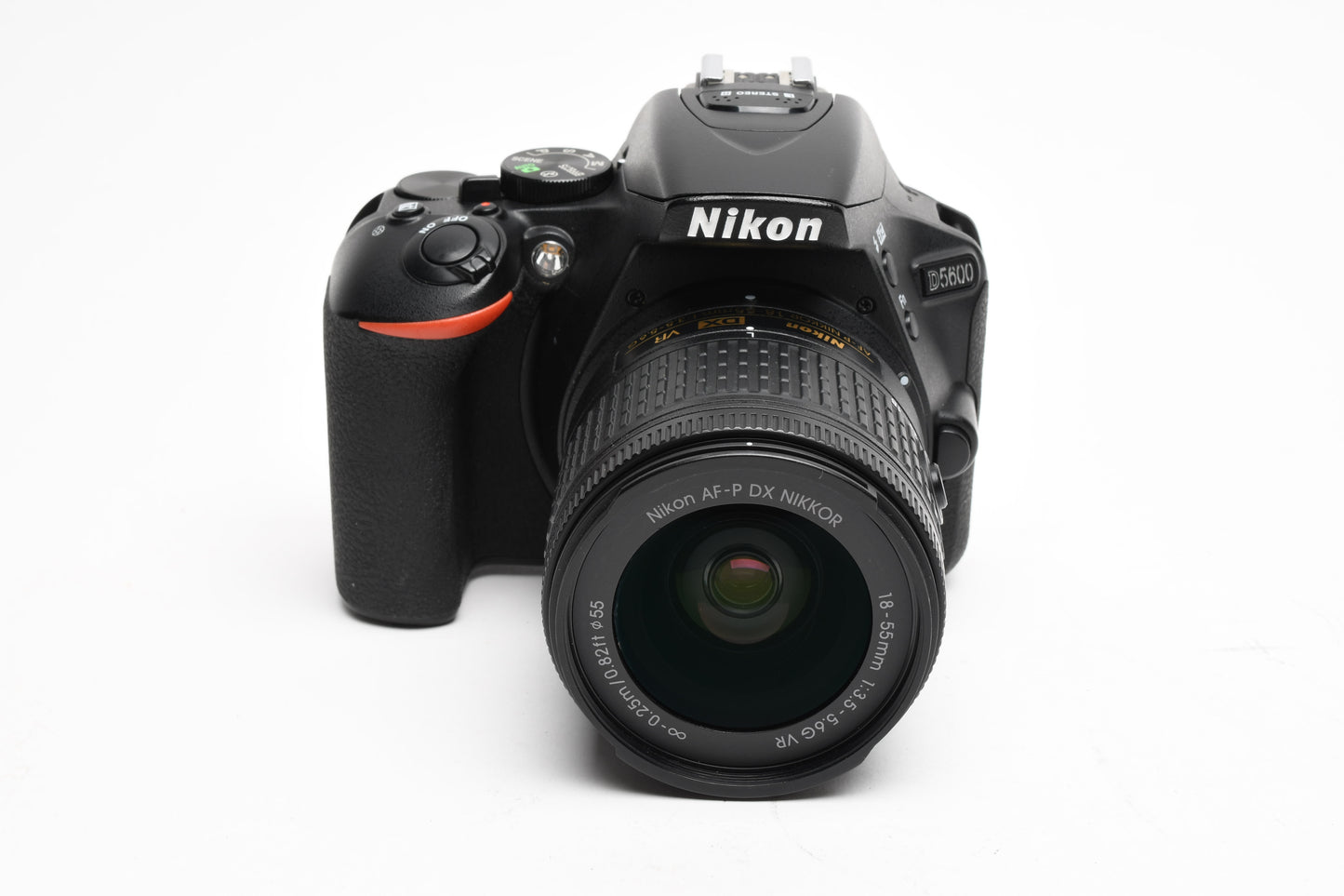 Nikon D5600 DSLR w/18-55mm VR zoom, batt+charger+strap, Only 3000 Acts!