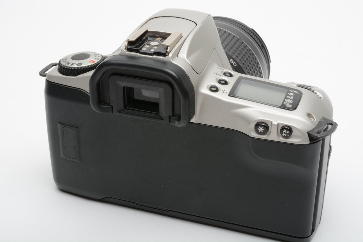 Canon Rebel 2000 35mm SLR w/EF 28-80mm f3.5-5.6 II zoom lens, strap, UV
