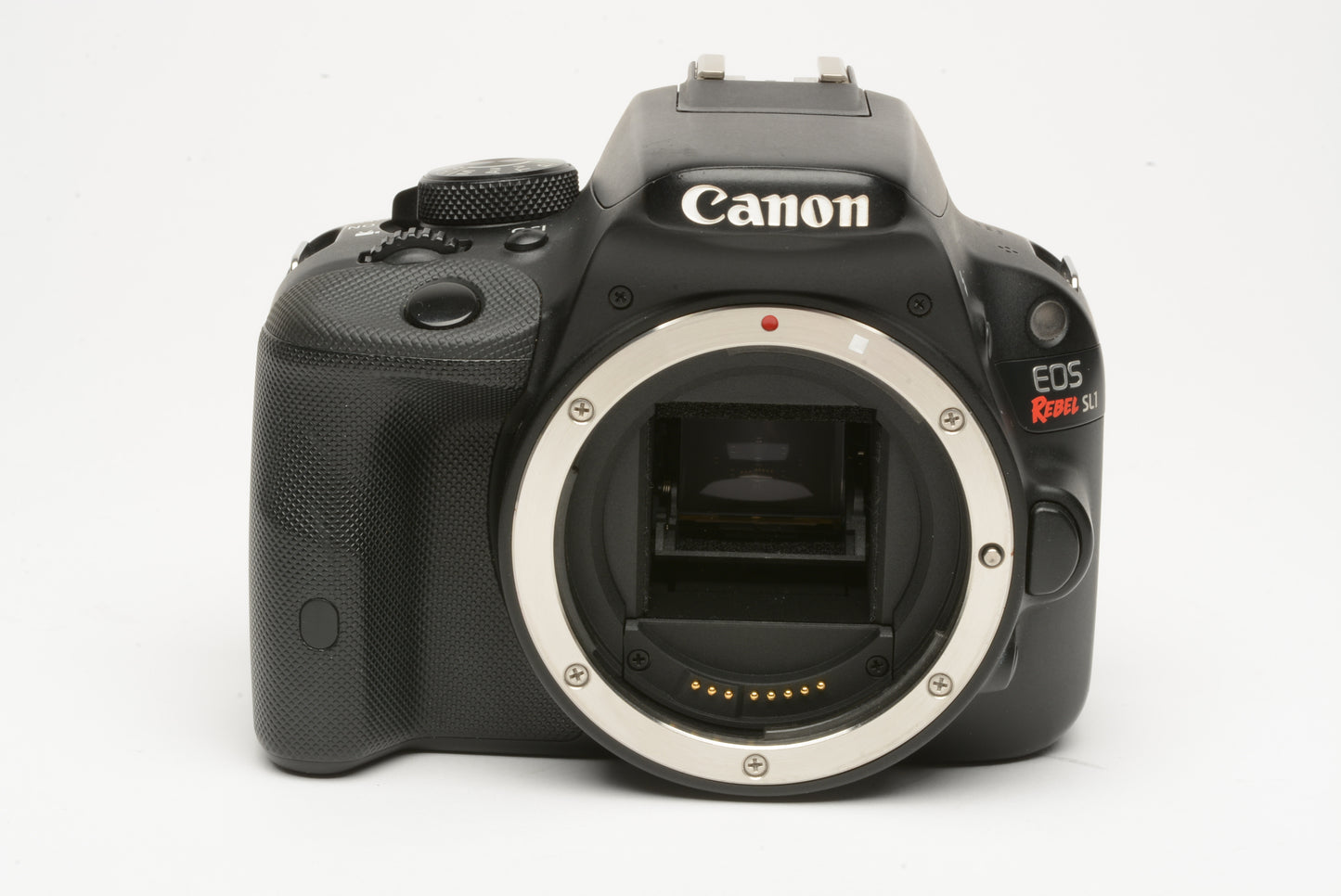 Pentax 67 SMC 105mm f2.4 lens for 67 series cameras, caps, clean!