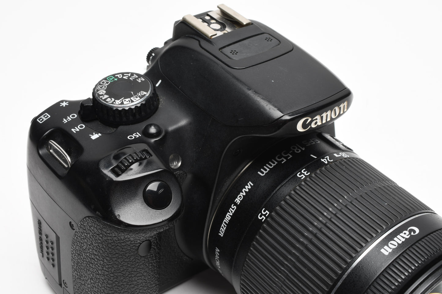 Canon EOS Rebel T4i DSLR w/18-55mm f3.5-5.6 IS  STM zoom, 90K Acts
