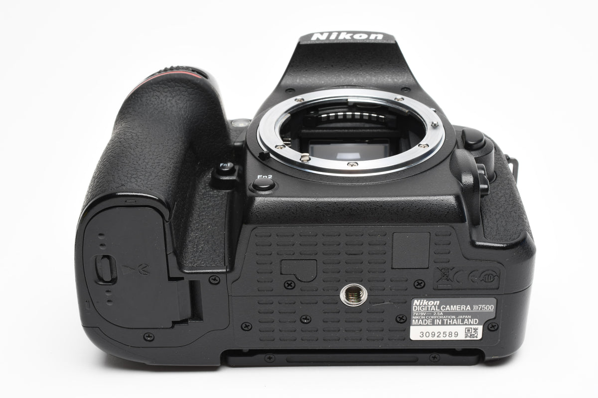 Nikon D7500 DSLR Body w/Batt, charger, Only 6480 Acts!! Great!