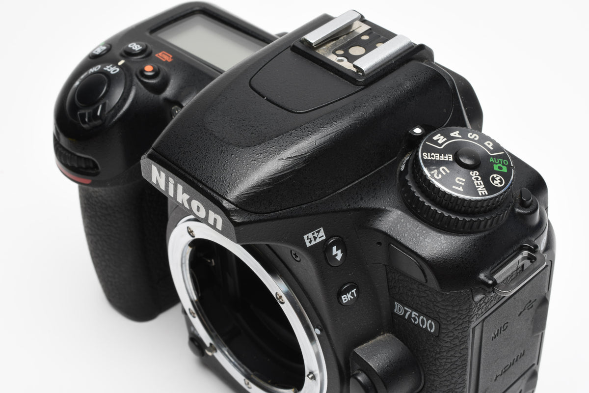 Nikon D7500 DSLR Body w/Batt, charger, Only 6480 Acts!! Great!