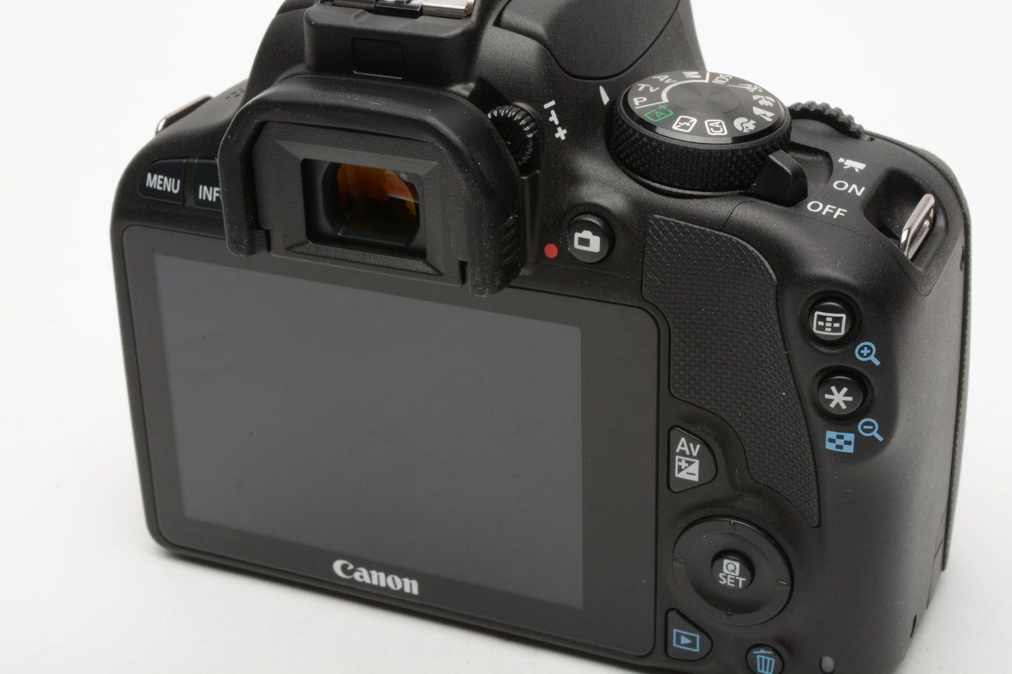 Canon Rebel SL1 DSLR body, batt+charger, Only 57 Acts!! Mint-