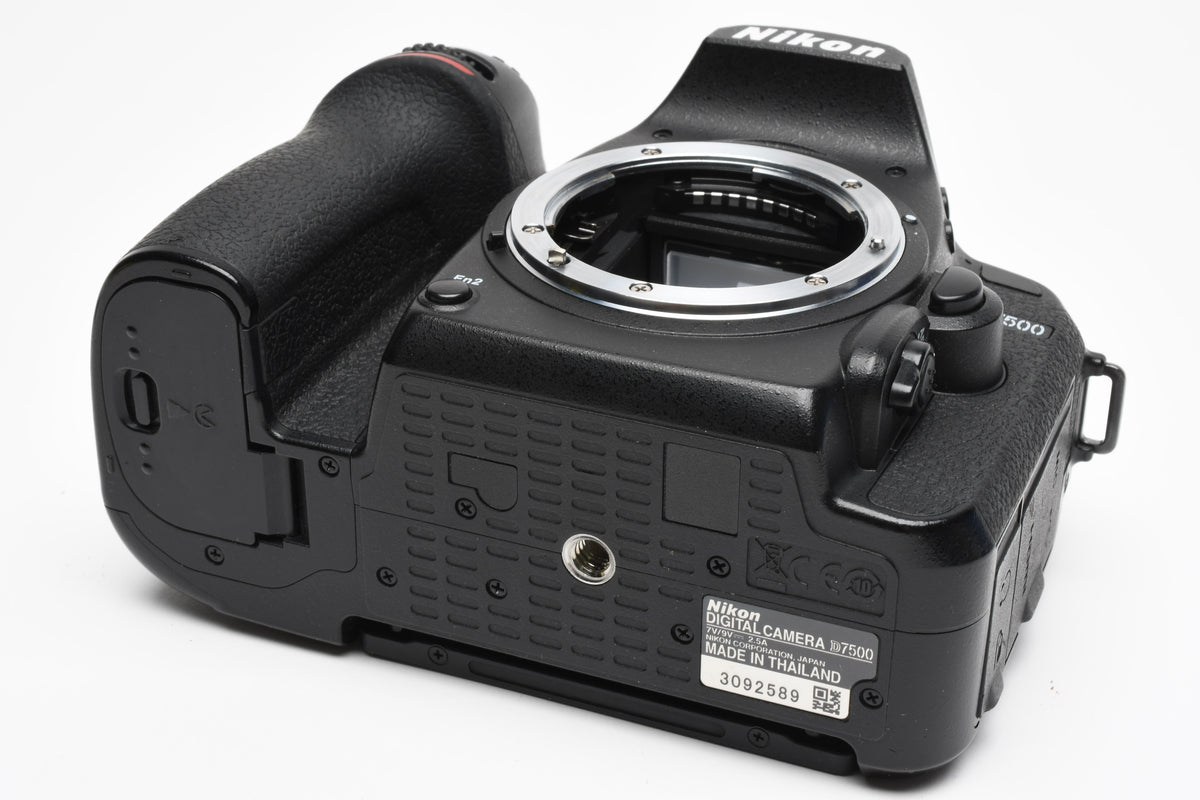 Nikon D7500 DSLR Body w/Batt, charger, Only 6480 Acts!! Great!