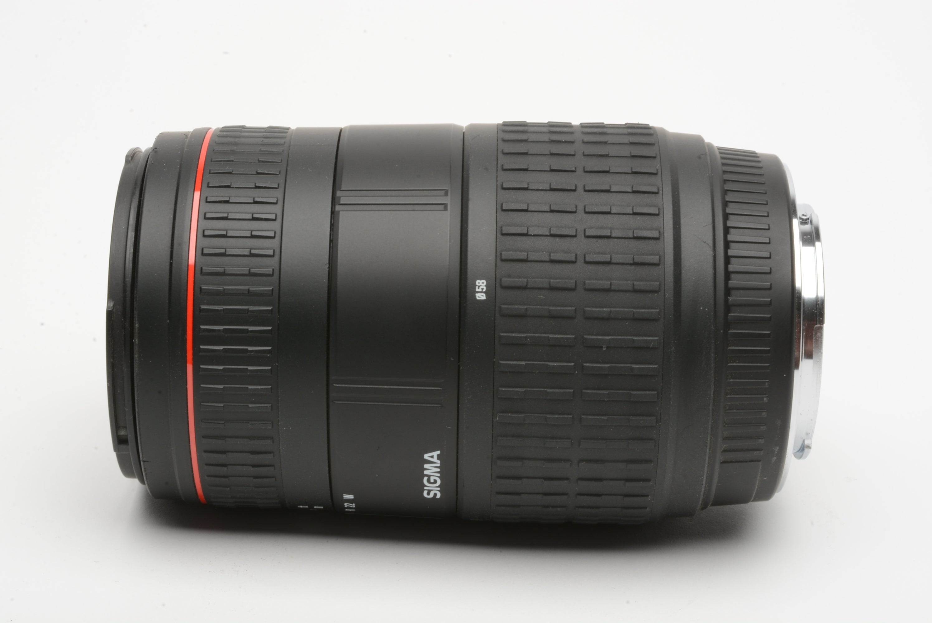 Sigma AF 70-300mm f4-5.6 DL Macro Super lens Maxxum or Sony Mount, hoo –  RecycledPhoto