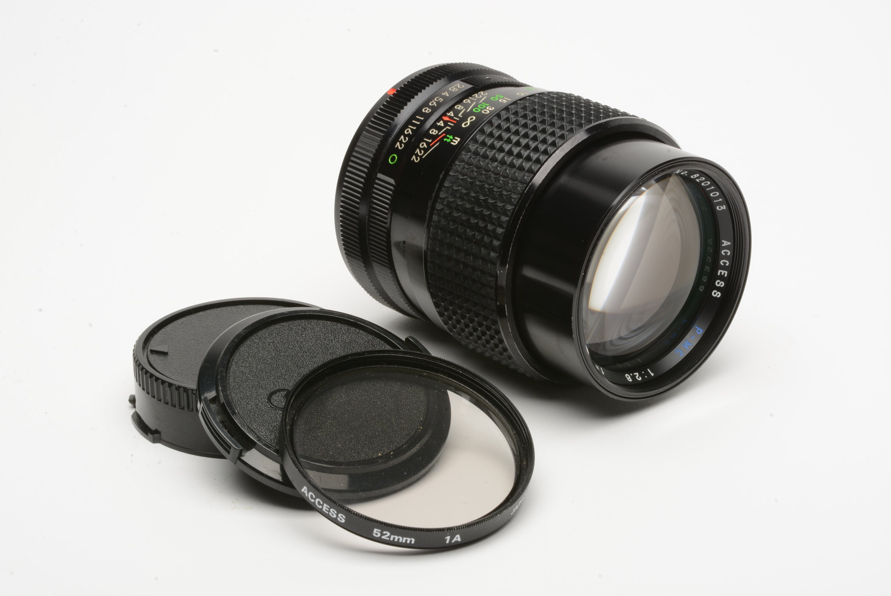 Access 135mm F2.8 P-MC Portrait lens for Canon FD mount, caps+UV