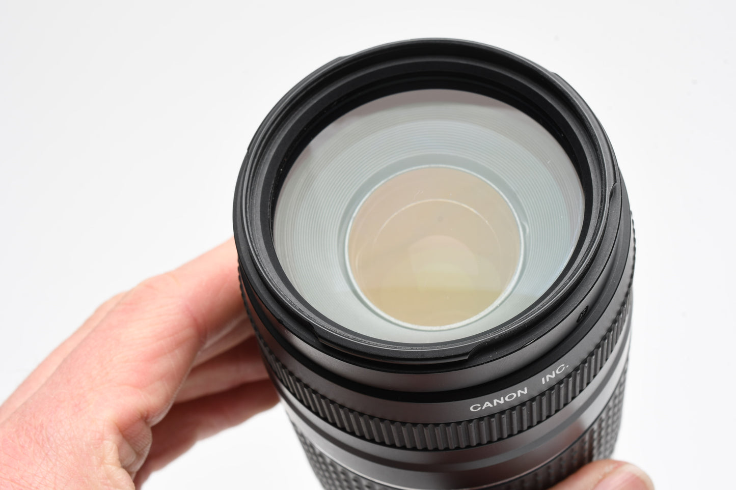 Canon EF 75-300mm f4-5.6 III Telephoto zoom lens, caps, Great!