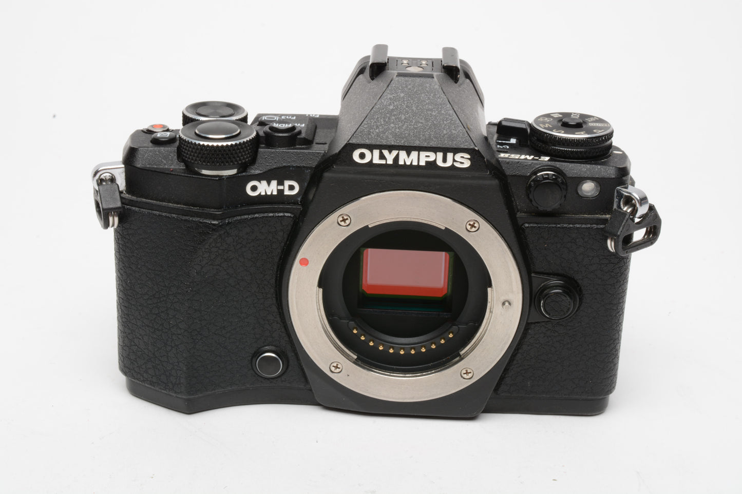 Olympus OM-D E-M5 Mark II Mirrorless black body 52K Acts, tested, Great