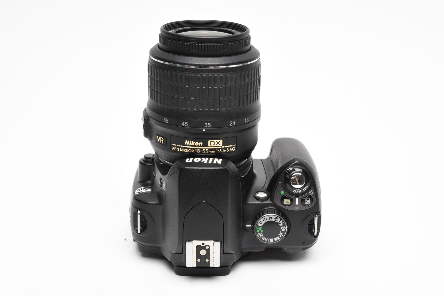 Nikon D40X body w/Nikkor 18-55mm f3.5-5.6 G VR, batt, charger, 15,533 acts