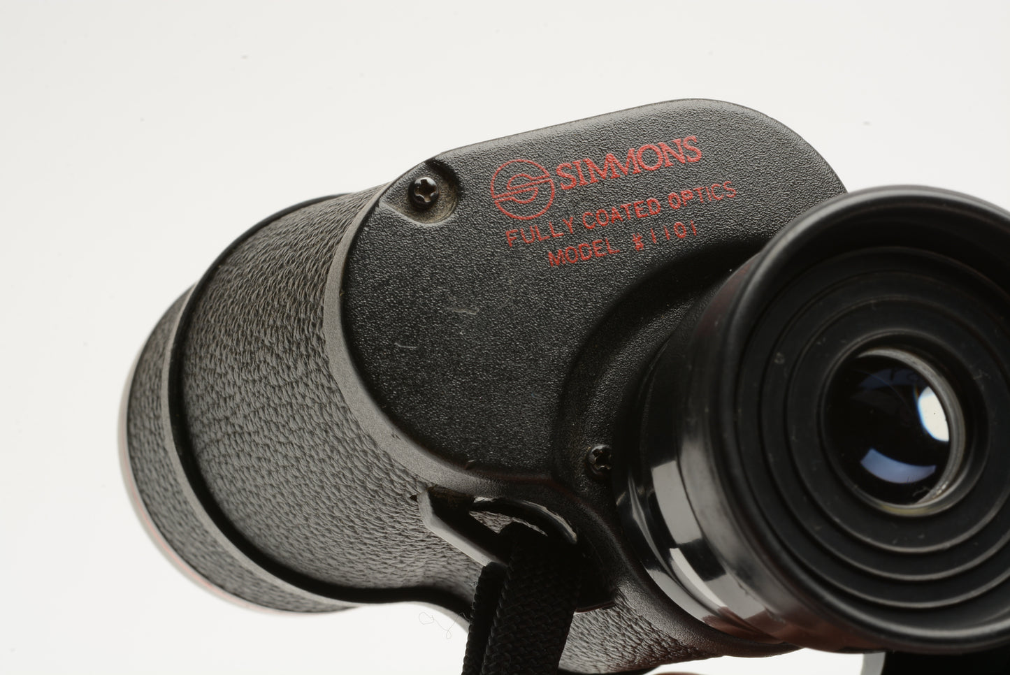 Simmons 7x35 Binoculars 420 feet at 1000 Yards