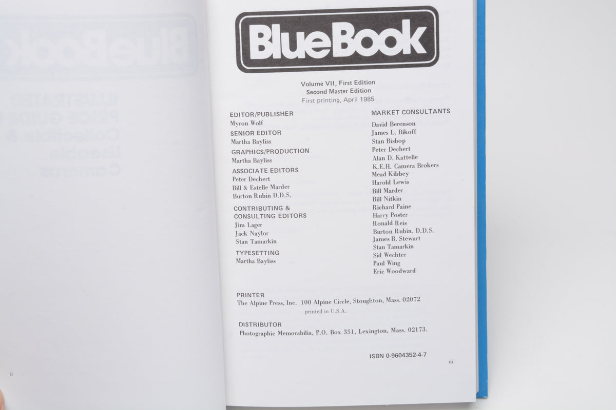 BlueBook Illustrated Price Guide to Collectible & Useable Cameras, Hard Cover