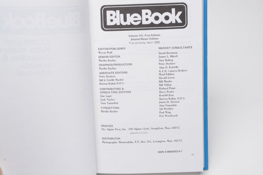 BlueBook Illustrated Price Guide to Collectible & Useable Cameras, Hard Cover