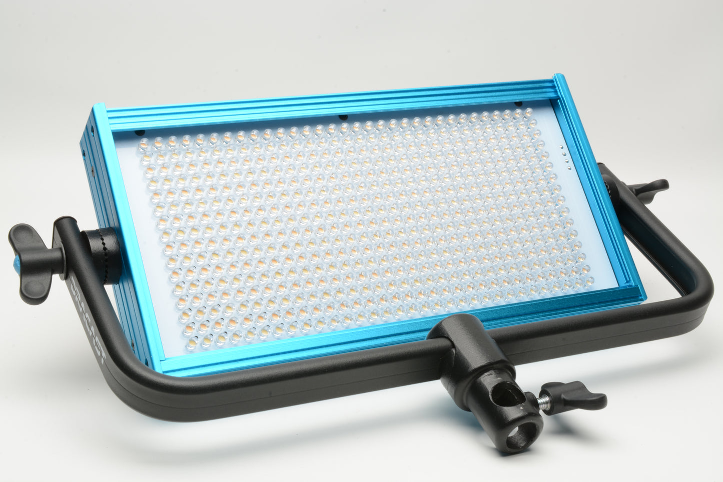Dracast Pro Series LED500 Bi-Color LED Light Panel (V-Mount) #DR-LED500-BV