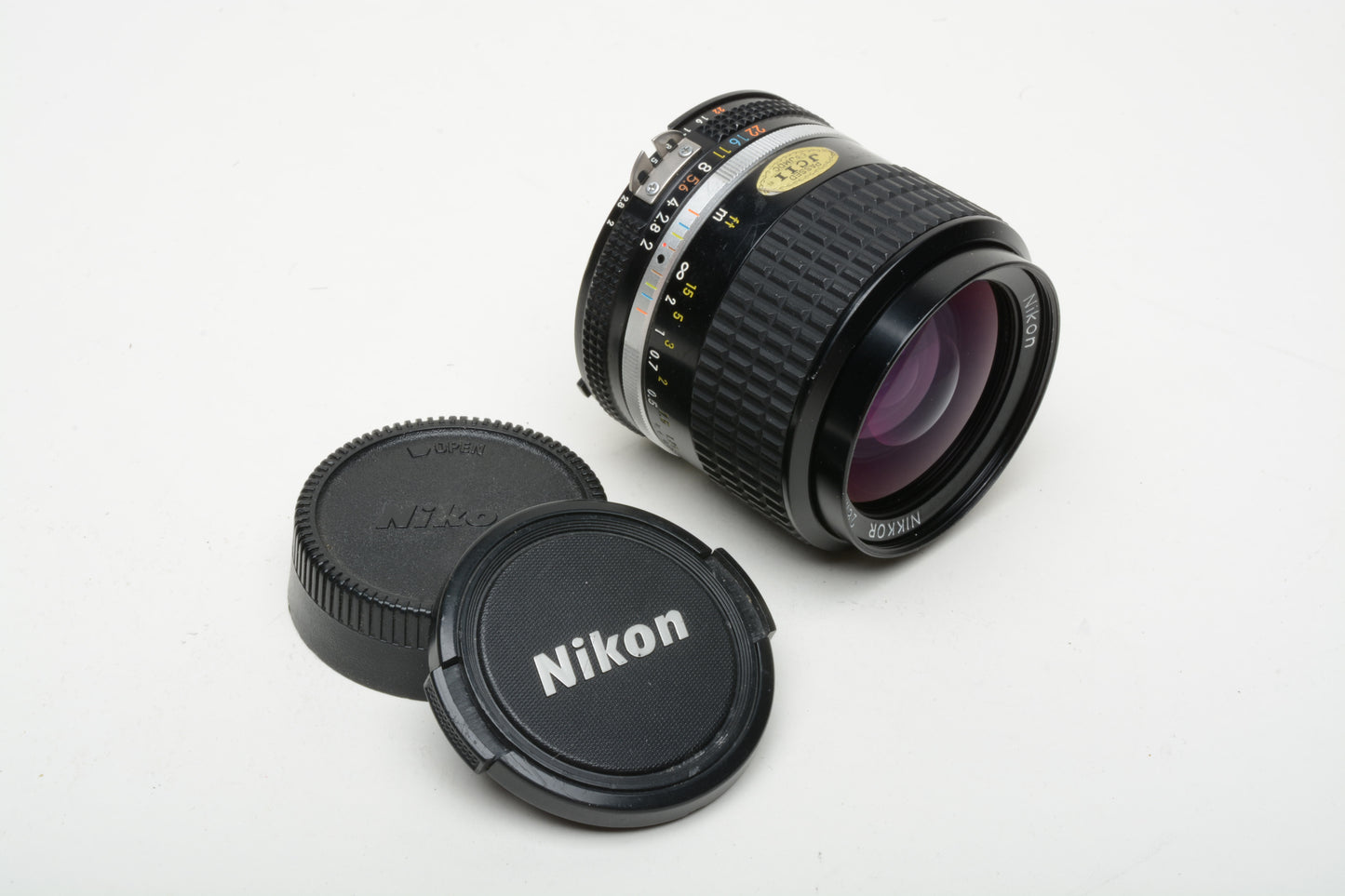 Nikon Nikkor MF 28mm f2 AIS wide angle lens, caps, very clean & sharp!