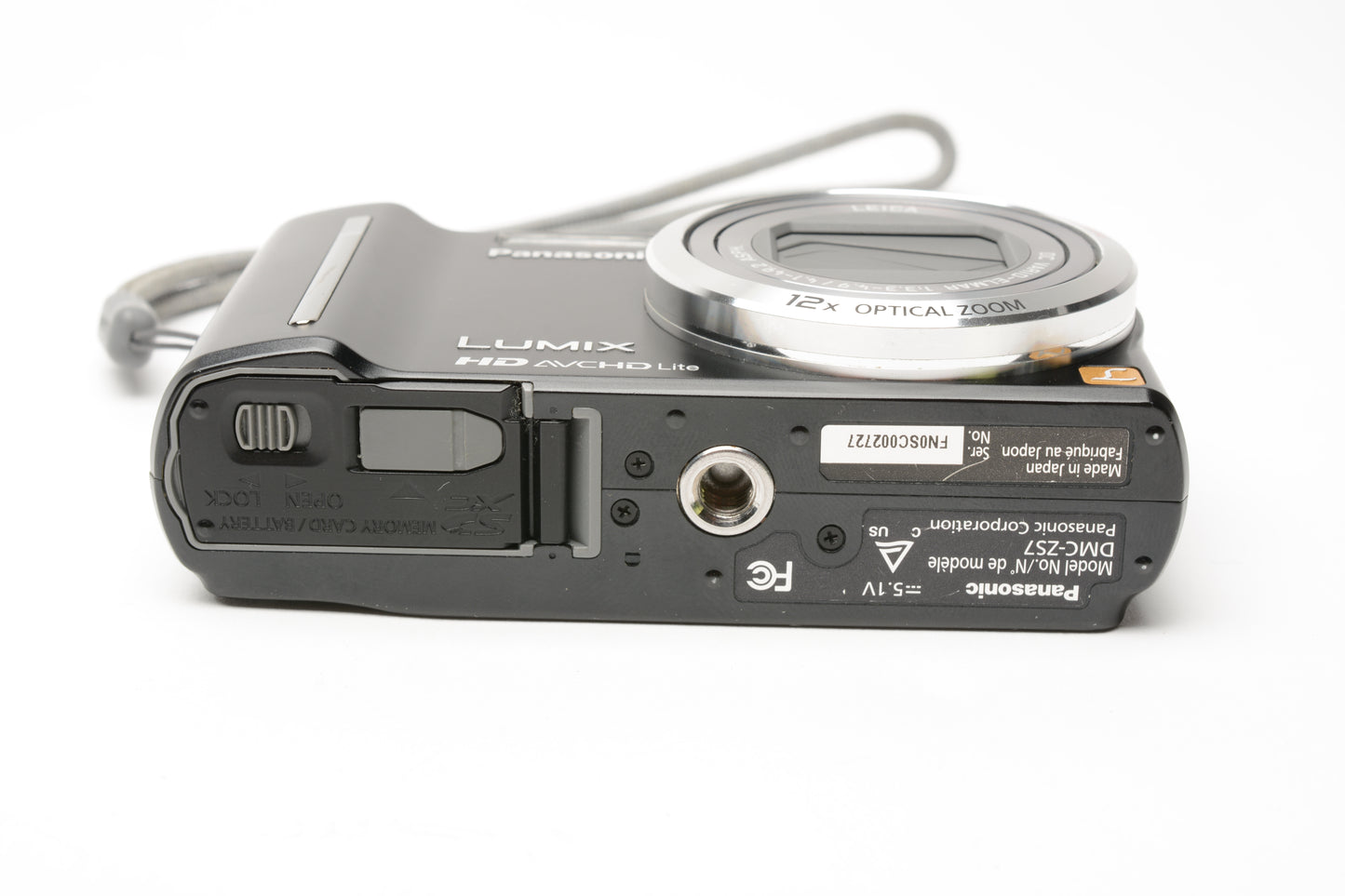 Panasonic Lumix DMC-ZS7 12.1MP Digital Point&Shoot, 2batts, charger, pouch