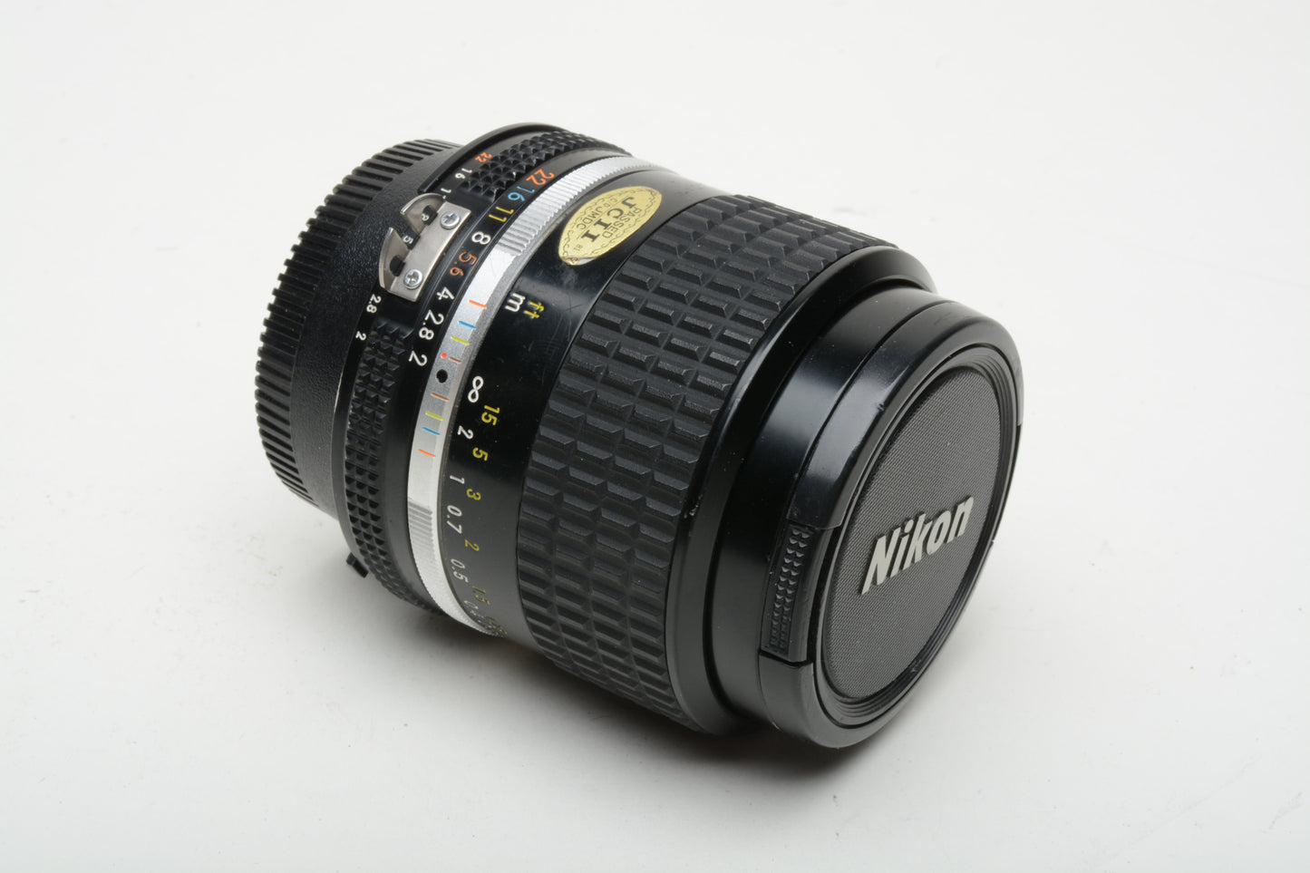 Nikon Nikkor MF 28mm f2 AIS wide angle lens, caps, very clean & sharp!