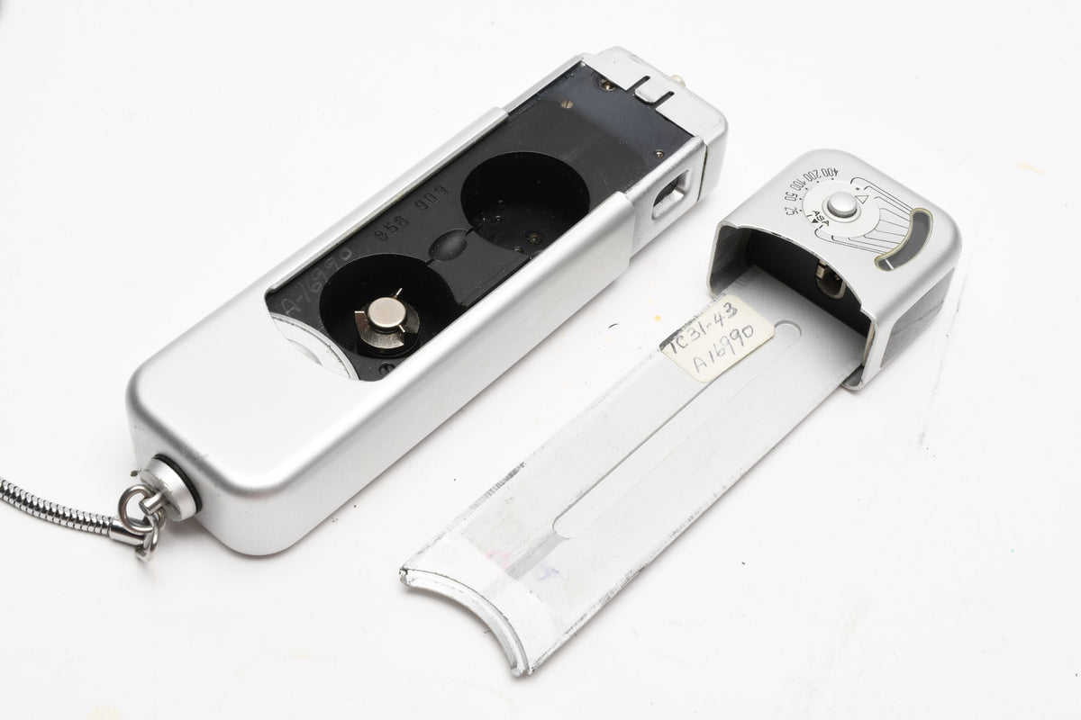 Minox B Spy camera w/case, chain strap, tested, very nice, works great
