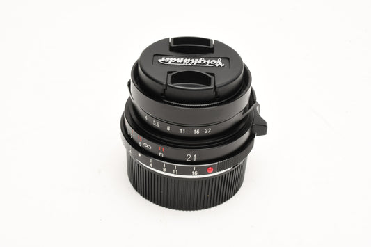 Voigtlander Color Skopar 21mm F4 VM (for Leica M mount), Hood, caps + UV, Mint-