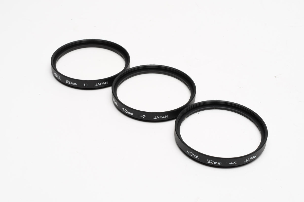 Hoya 52mm Close-up filter set +1, +2, +4 in pouch, Mint-
