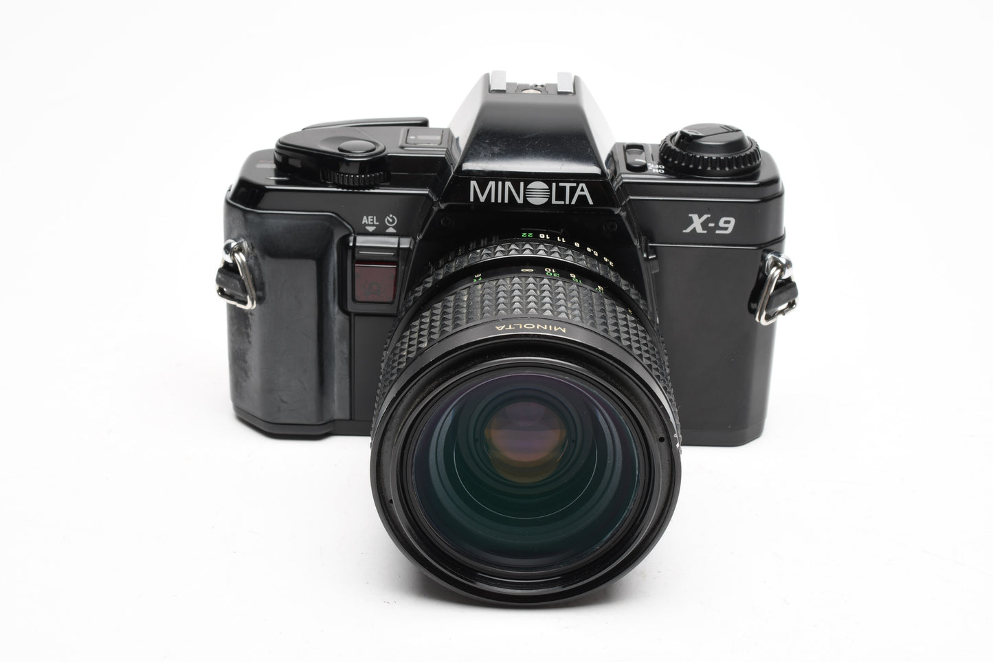 Minolta X9 35mm SLR w/35-70mm f3.5 zoom lens, New seals, strap, Great!