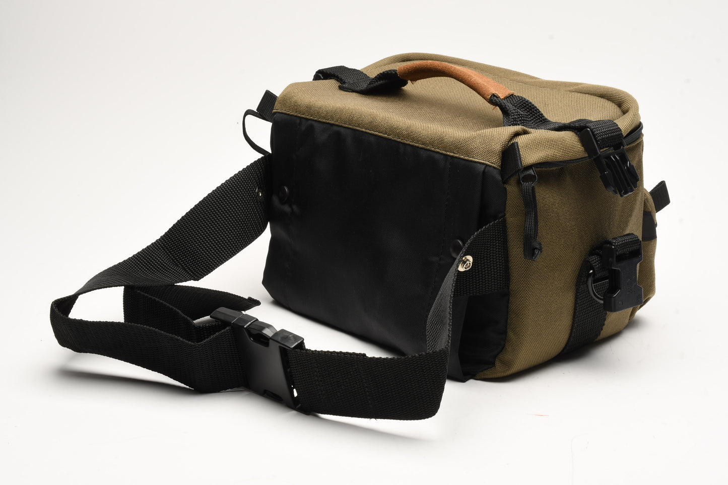 Tamrac #602 compact Shoulder bag / Belt pack, Clean, Nice (Olive Brown)