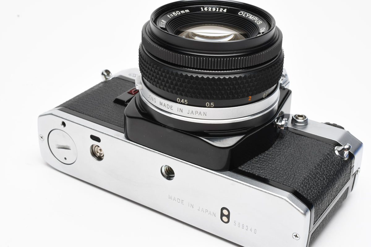 Olympus OM10 35mm SLR Body w/50mm f1.8 lens, Case, New seals, Great!