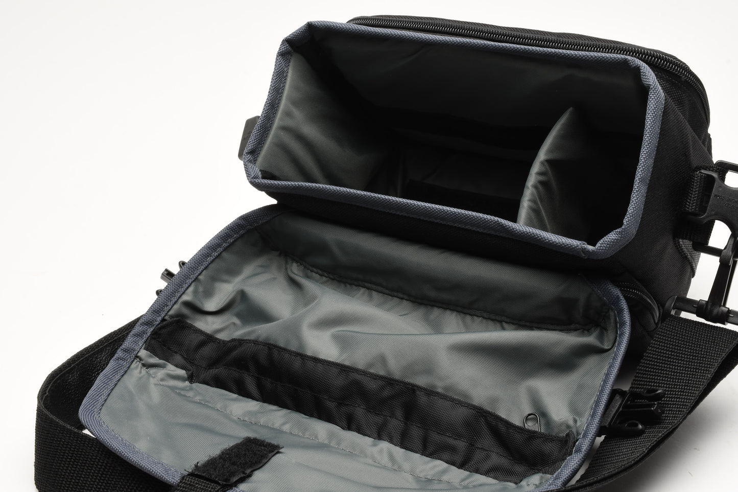 Tamrac 5401 Superlight Photo / Video Camera Bag, Black, Great!