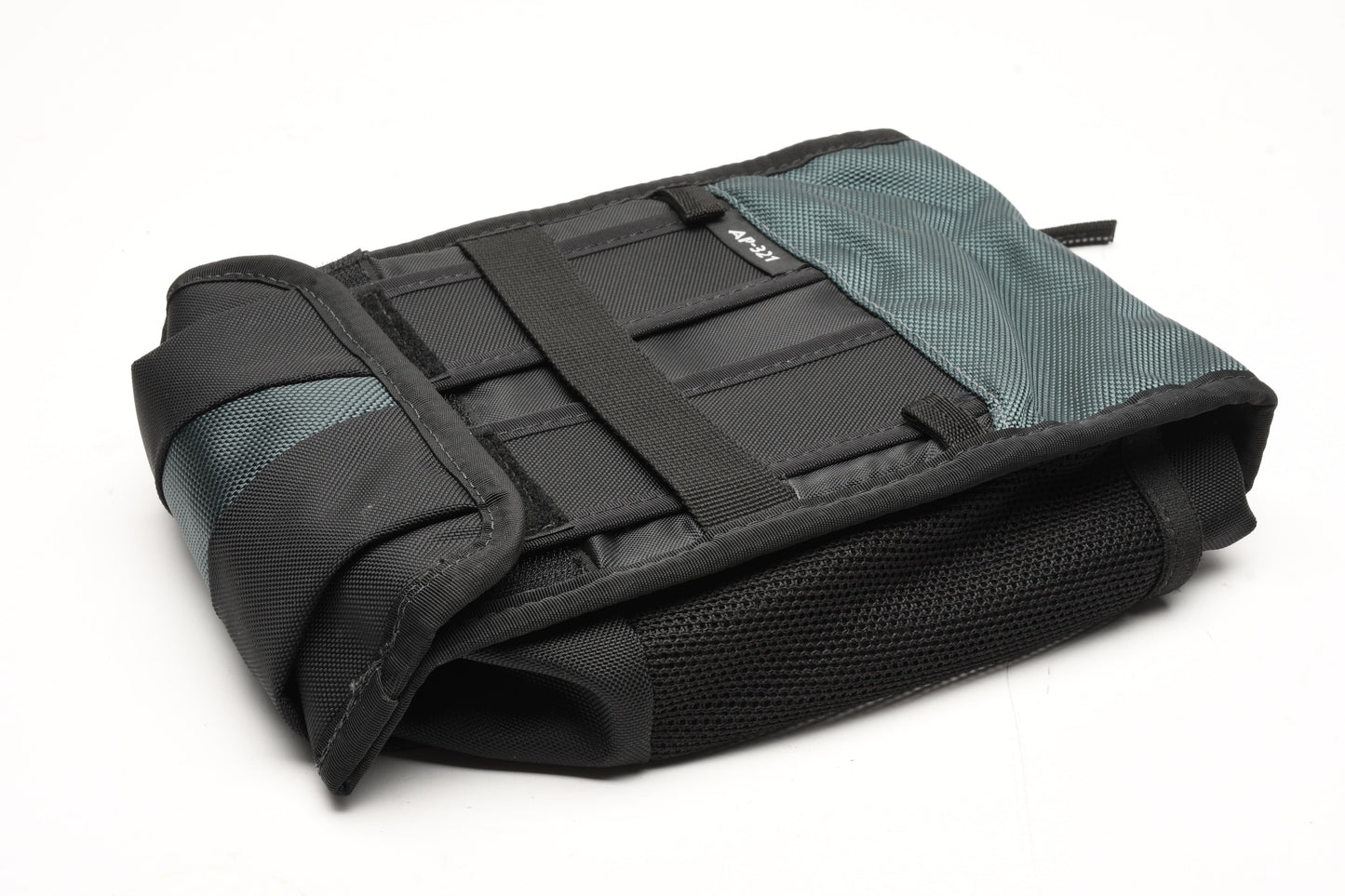 Kata AP-321 Auxiliary Pouch KT AP-321, Strap, Nice & Clean