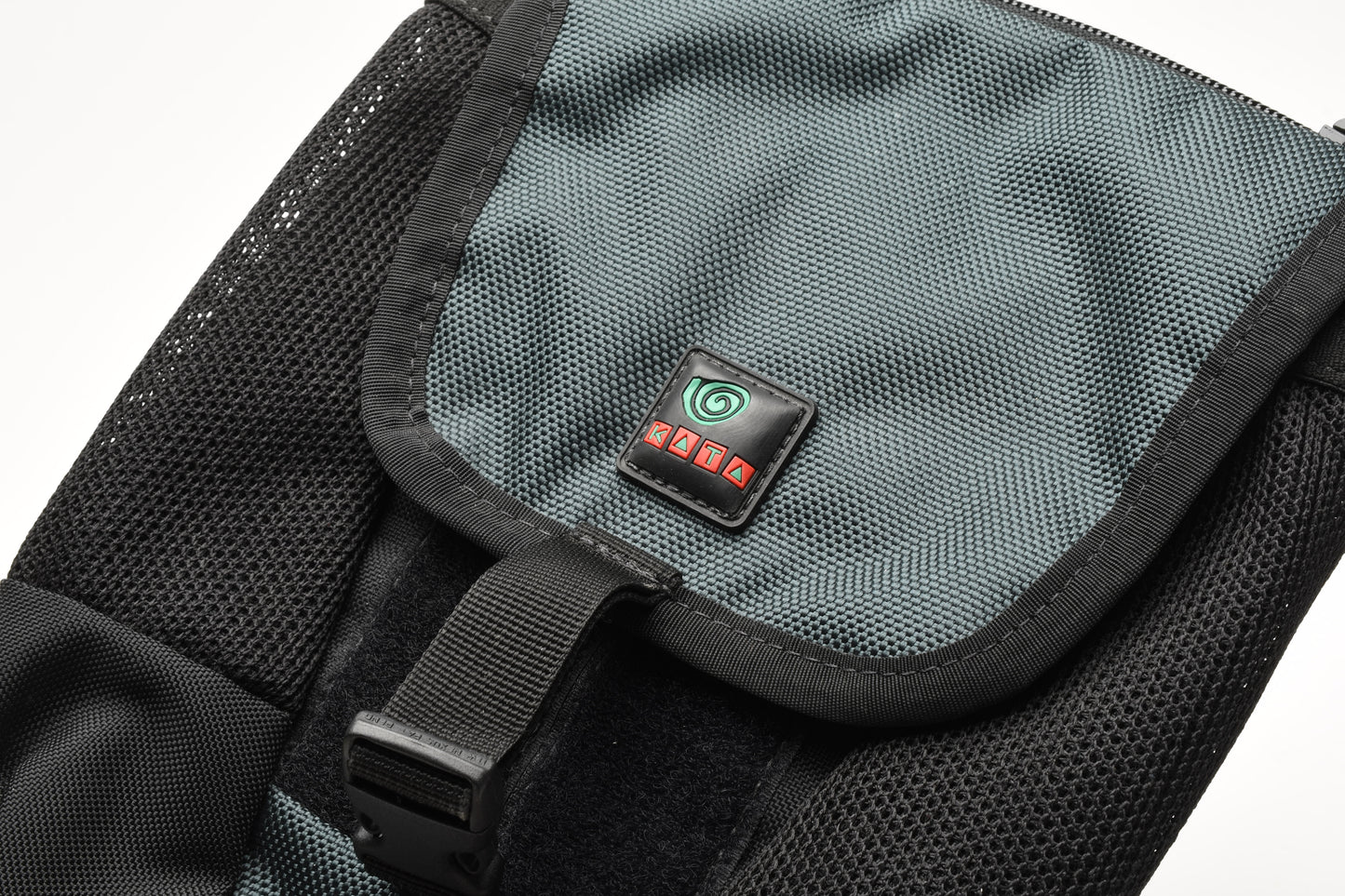 Kata AP-321 Auxiliary Pouch KT AP-321, Strap, Nice & Clean