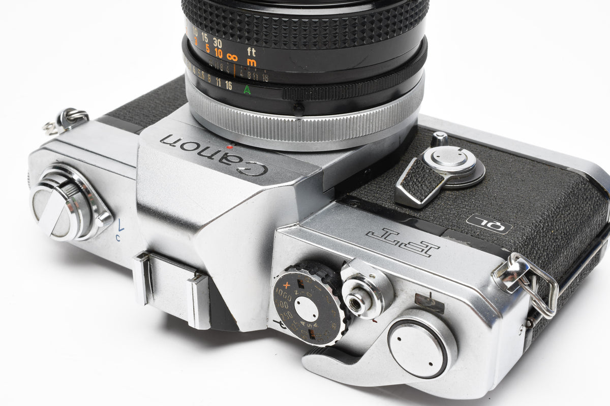 Canon FT QL 35mm SLR w/FL 50mm f1.8 lens, New seals, Case, Tested, Great!