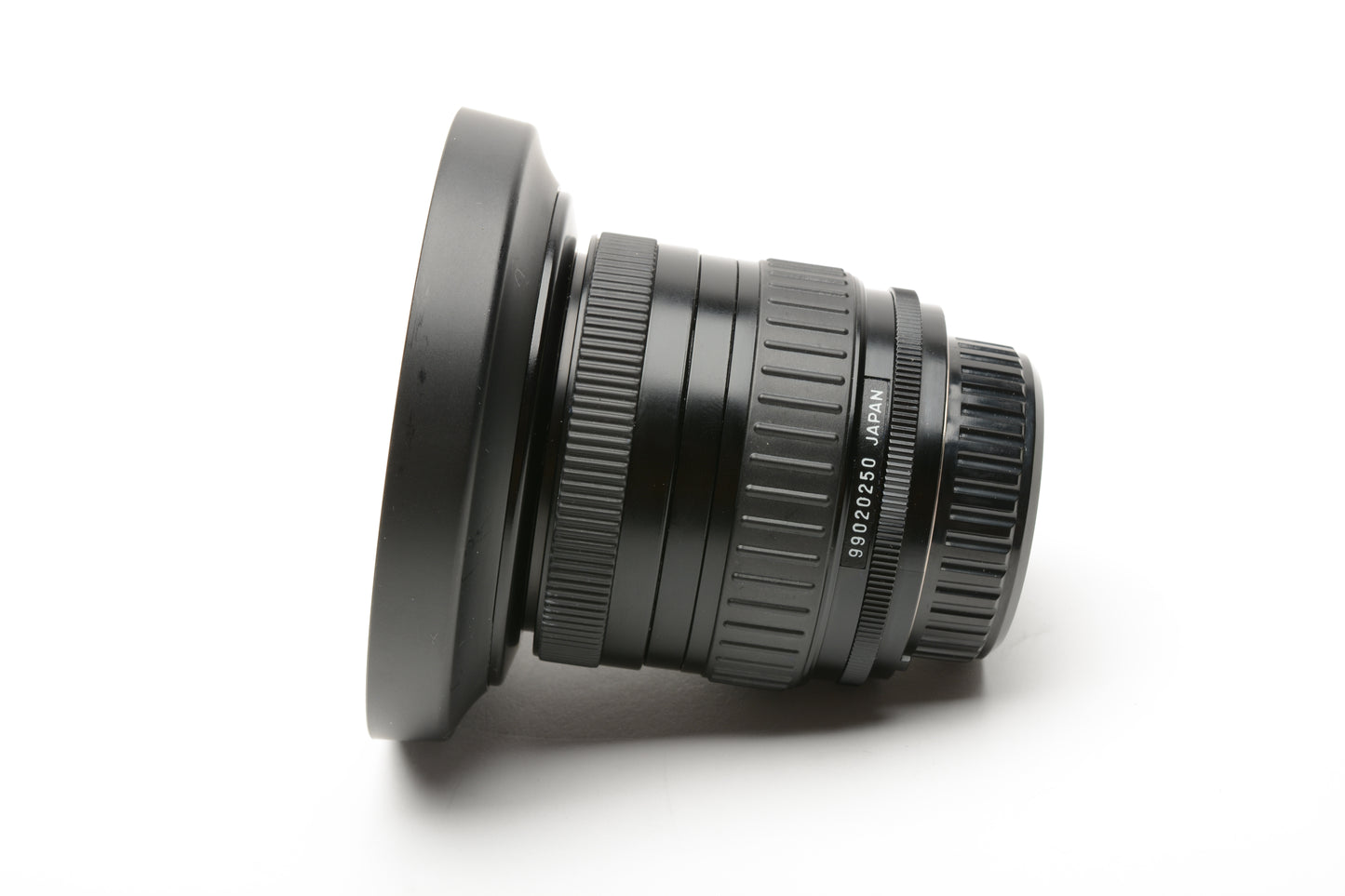 Promaster Spectrum 7 AF 19-35mm f3.5-4.5 MC Wide Nikon AF Mount +Hood