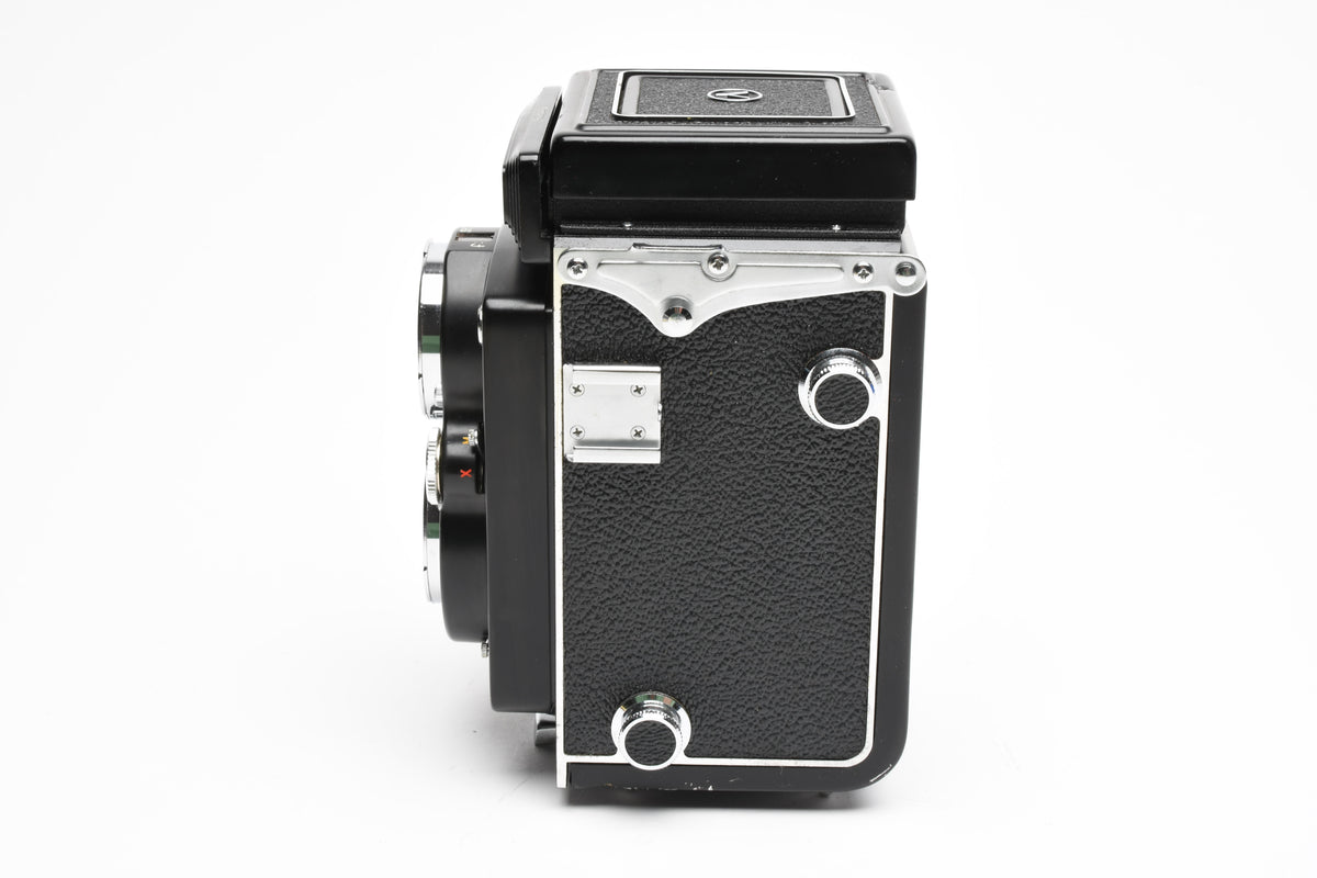 Yashica D TLR 120 Camera w/80mm f3.5, Great, CLA'd w/New Seals + Case
