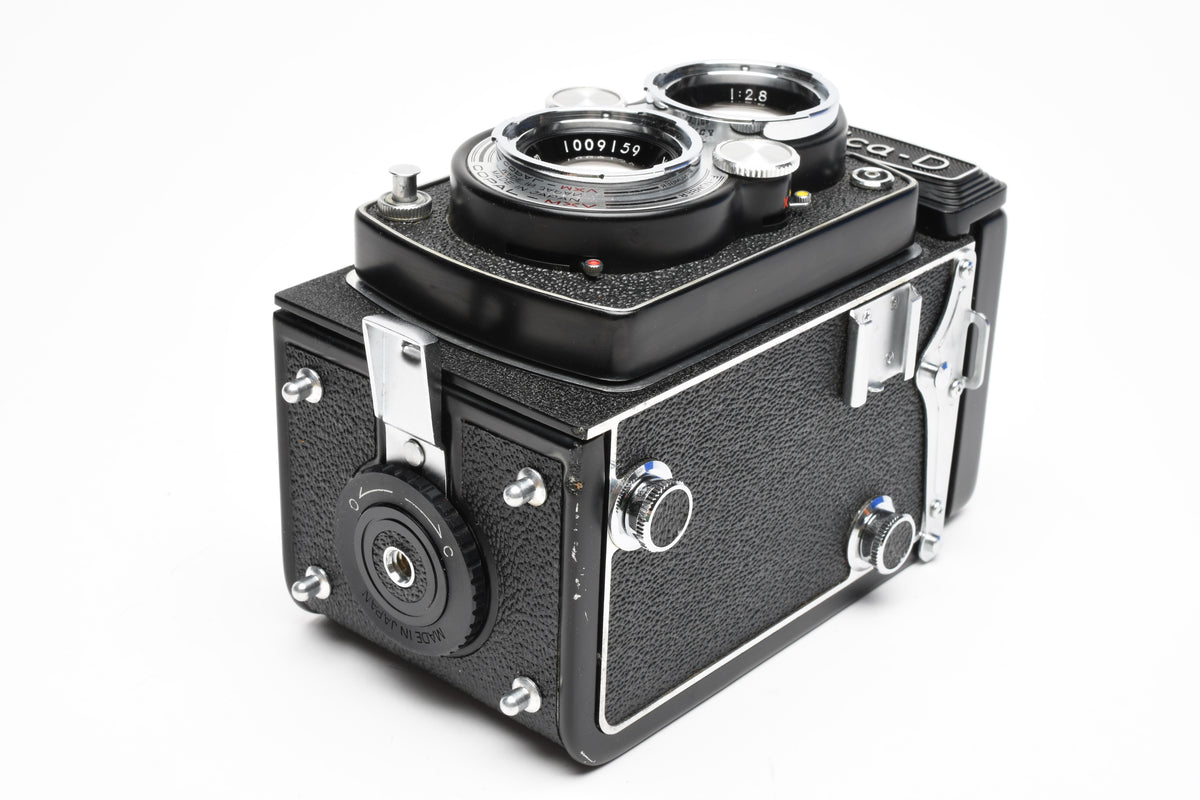 Yashica D TLR 120 Camera w/80mm f3.5, Great, CLA'd w/New Seals + Case