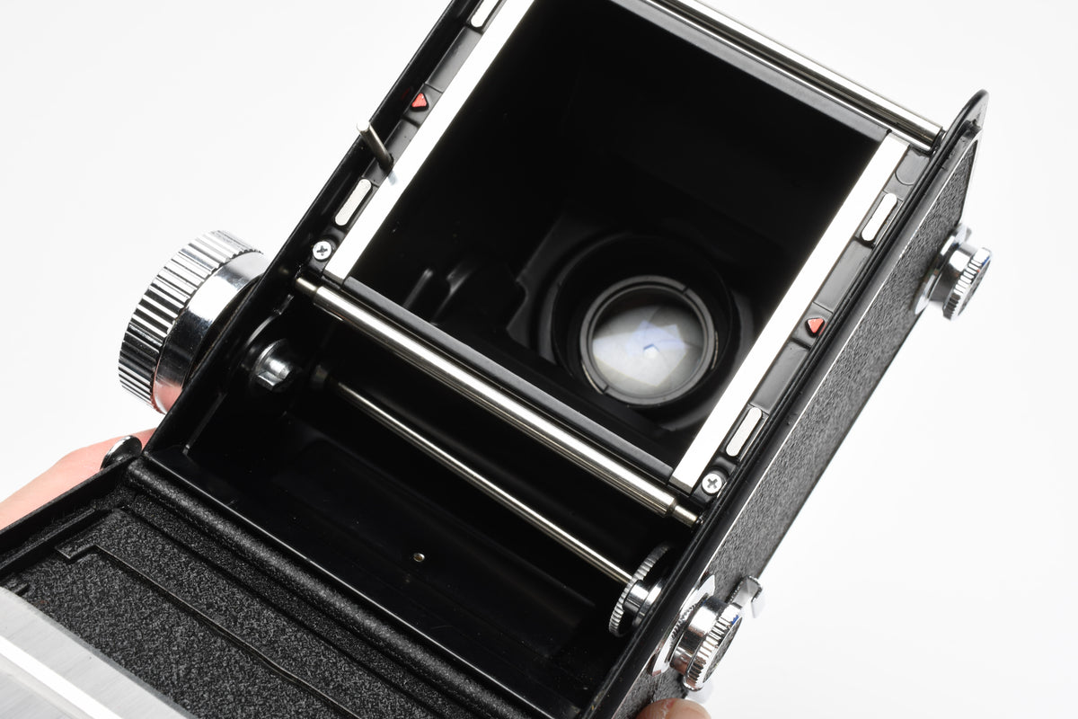 Yashica D TLR 120 Camera w/80mm f3.5, Great, CLA'd w/New Seals + Case