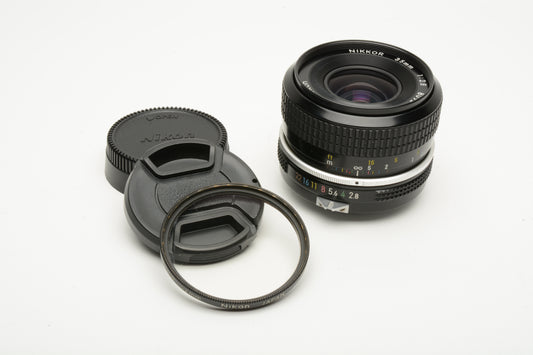 Nikon Nikkor 35mm f2.8 Non-AI mount lens, caps, nice & clean + L39 Filter