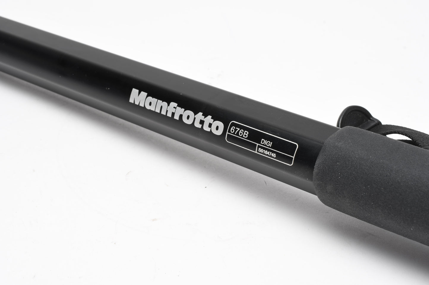 Manfrotto 676B Monopod (Black) w/Joby ball head and phone attachment