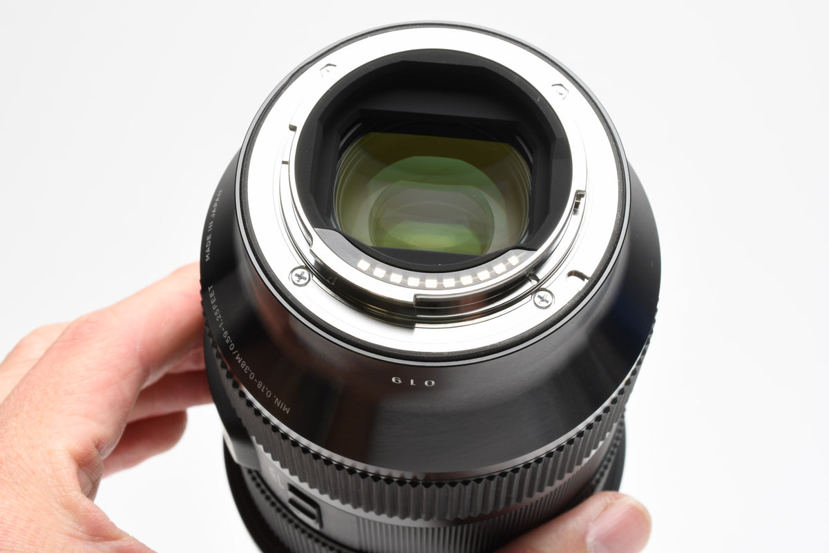 Sigma AF 24-70mm f2.8 DG DN Art Lens Sony E Mount, Caps, Hood, Case, Box, USA