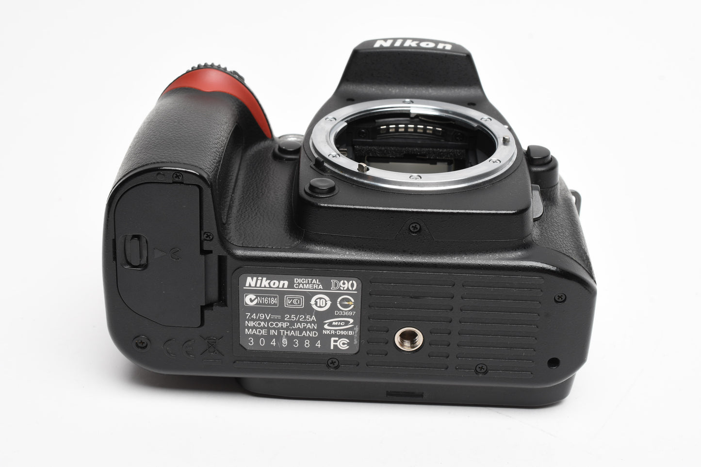 Nikon D90 DSLR body, 2batts, charger, Only 15K Acts, clean,+Manual