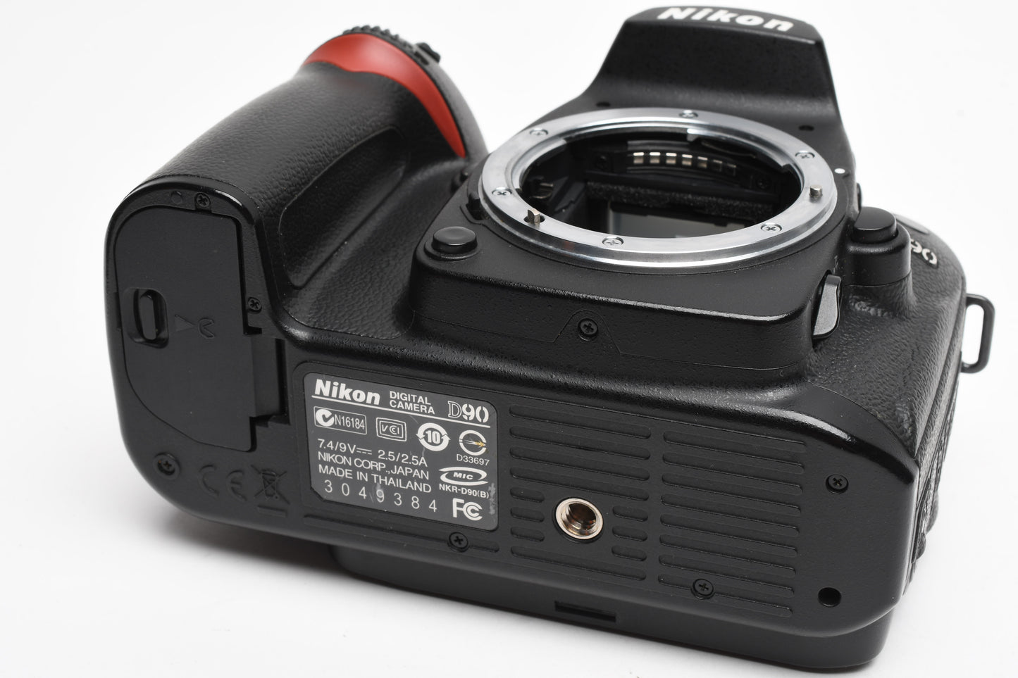 Nikon D90 DSLR body, 2batts, charger, Only 15K Acts, clean,+Manual