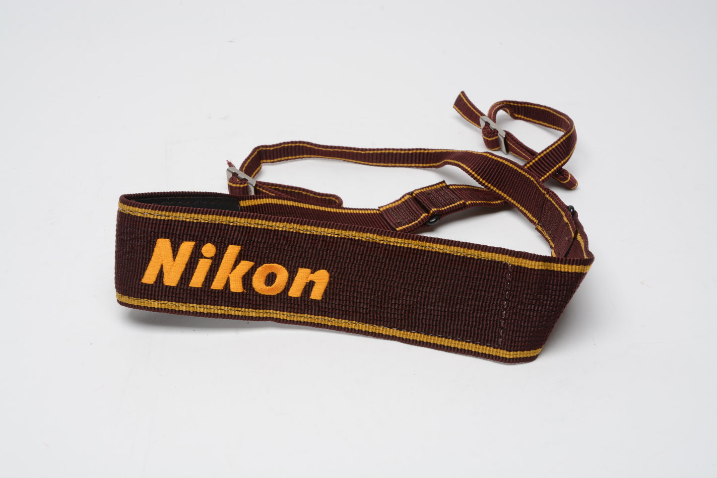 Nikon quality 2" tapered wide camera strap (burgundy/gold), nice & clean