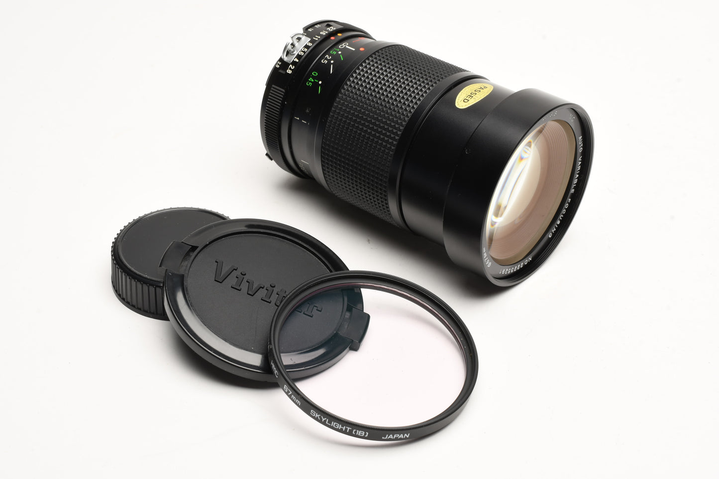 Vivitar 28-85mm f2.8-3.8 Zoom lens Nikon Ai Mount, Clean +UV