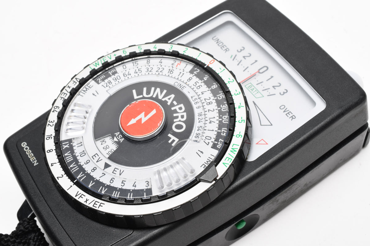 Gossen Luna-Pro F Flash/Ambient Light Meter, clean, tested, w/Case & Strap