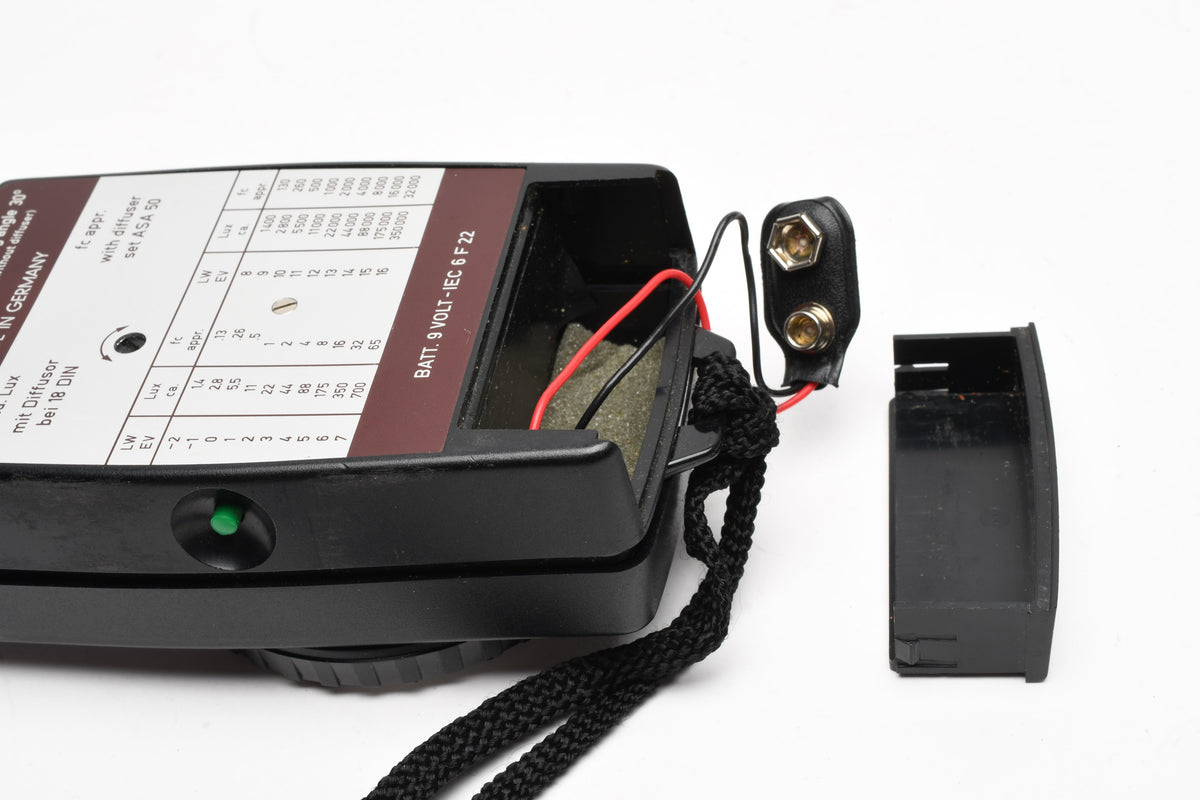 Gossen Luna-Pro F Flash/Ambient Light Meter, clean, tested, w/Case & Strap