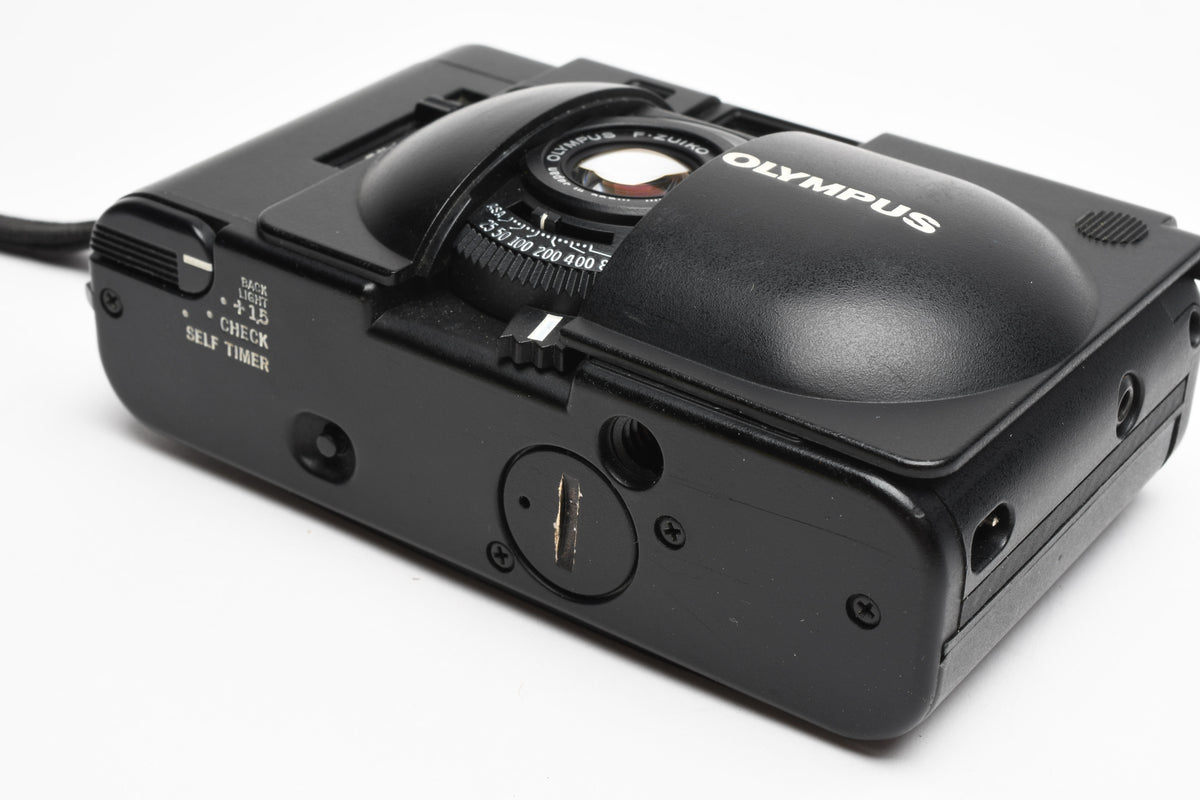Olympus XA w/A11 flash, new light seals, tested, great! VERY clean